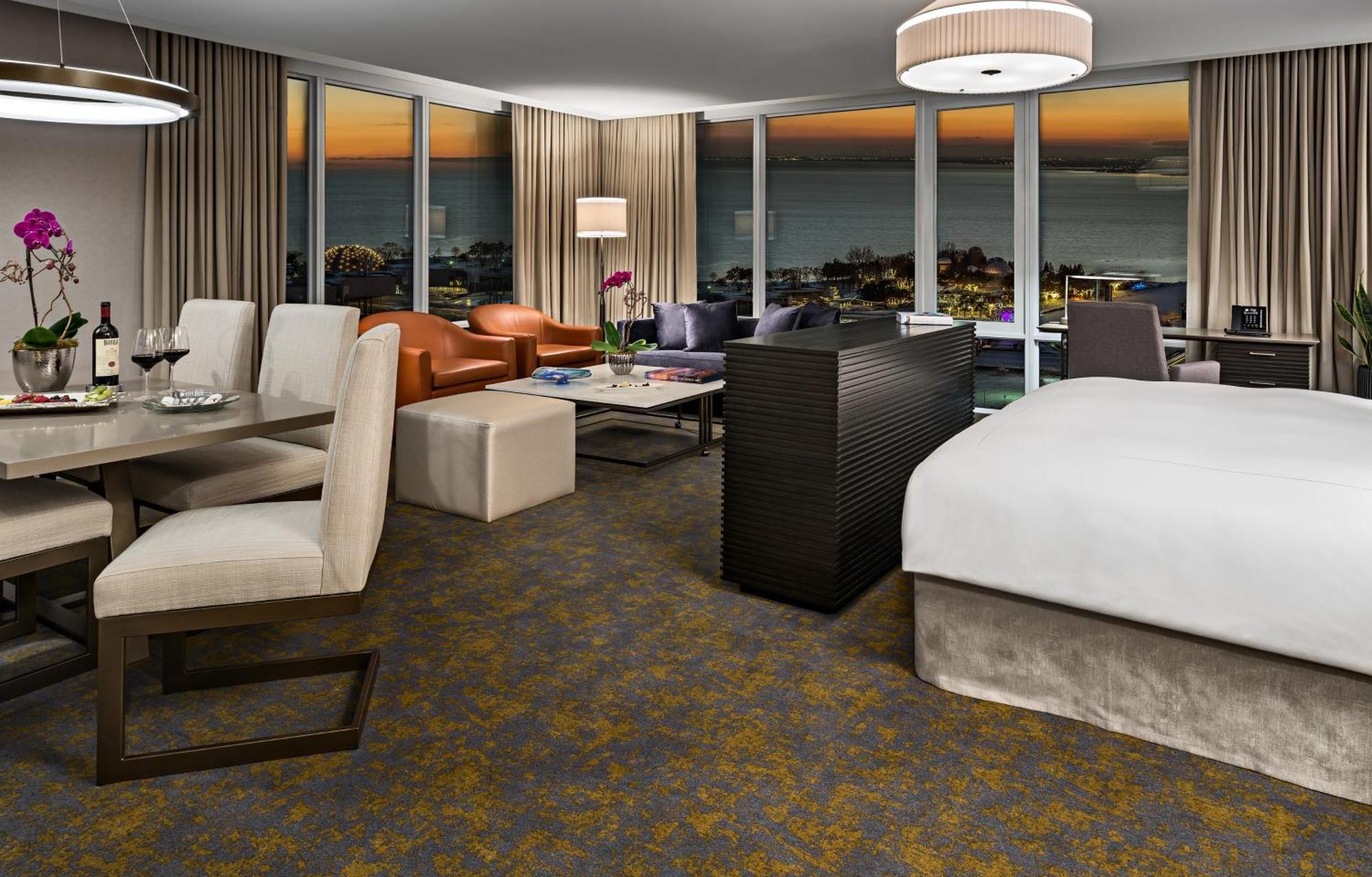 X Toronto, A Destination By Hyatt Hotel