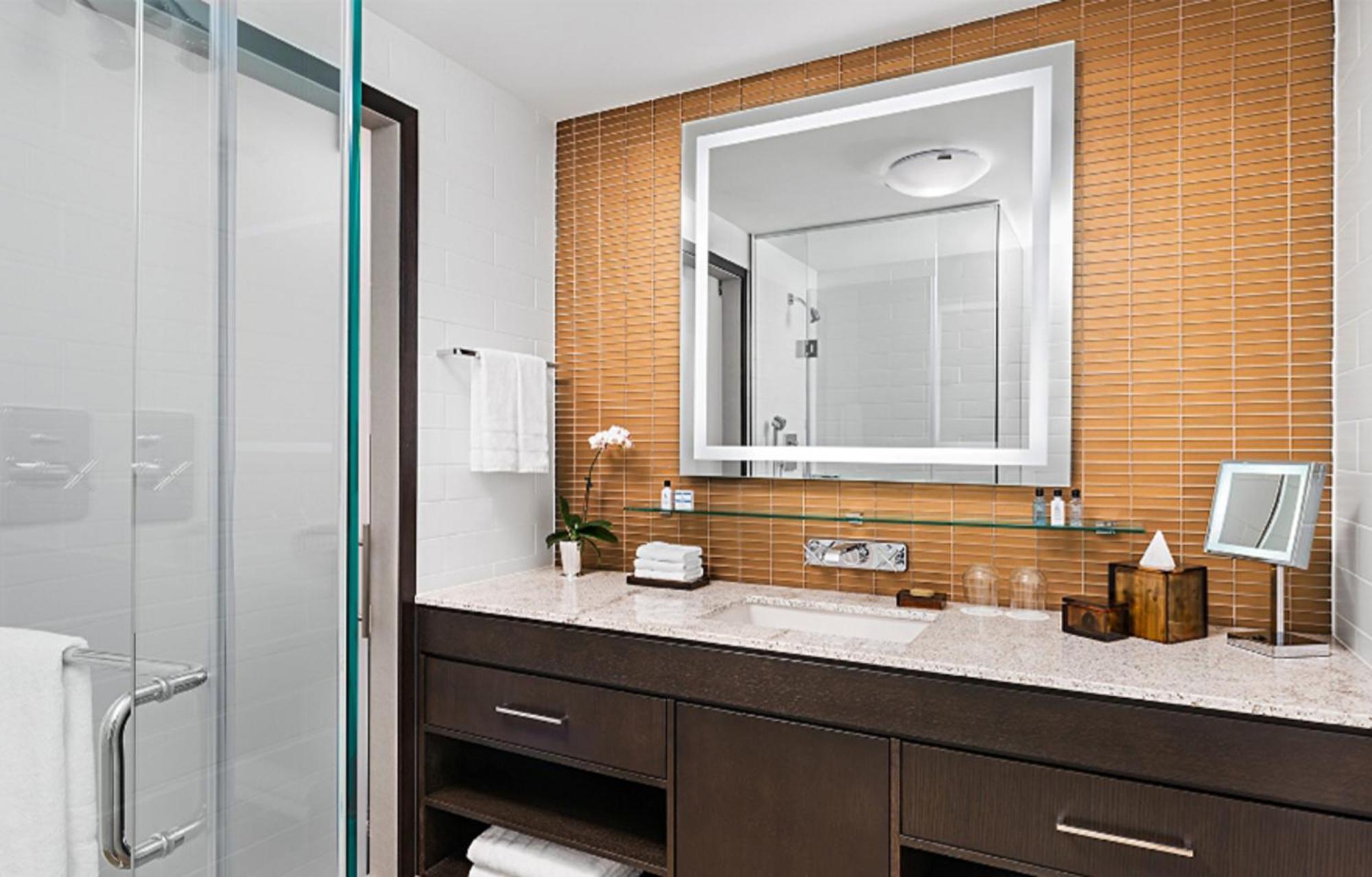 X Toronto, A Destination By Hyatt Hotel 5*