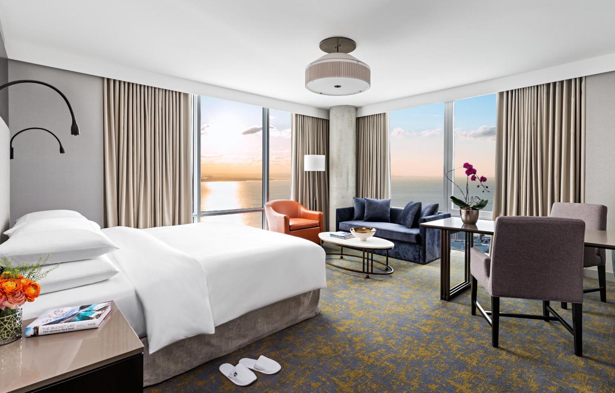 X Toronto, A Destination By Hyatt 5* Toronto